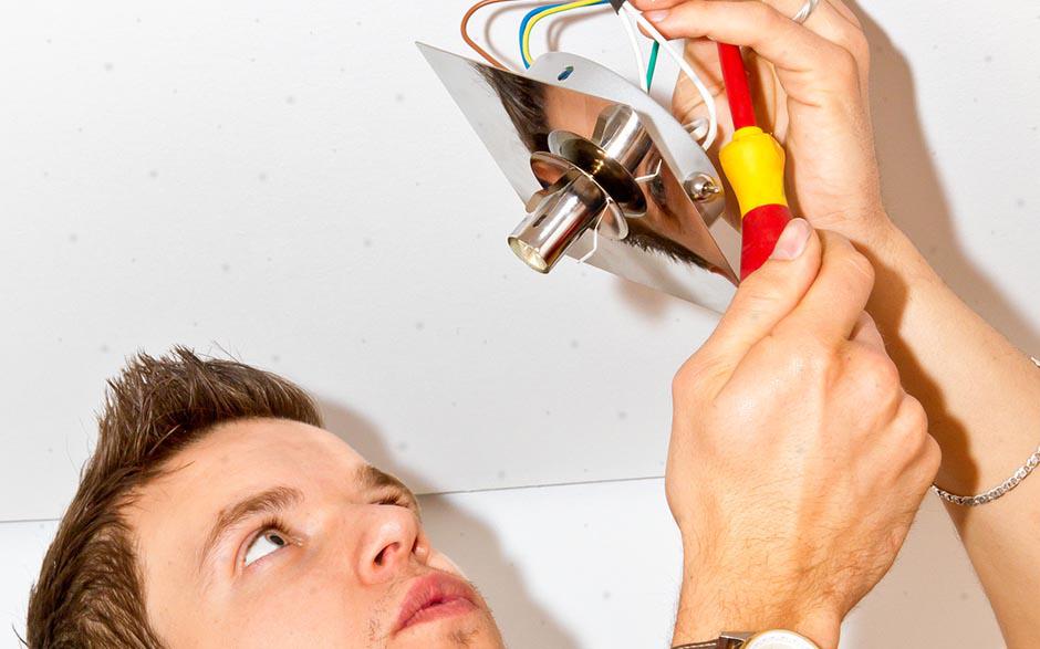 électricien en urgence Plaisir
